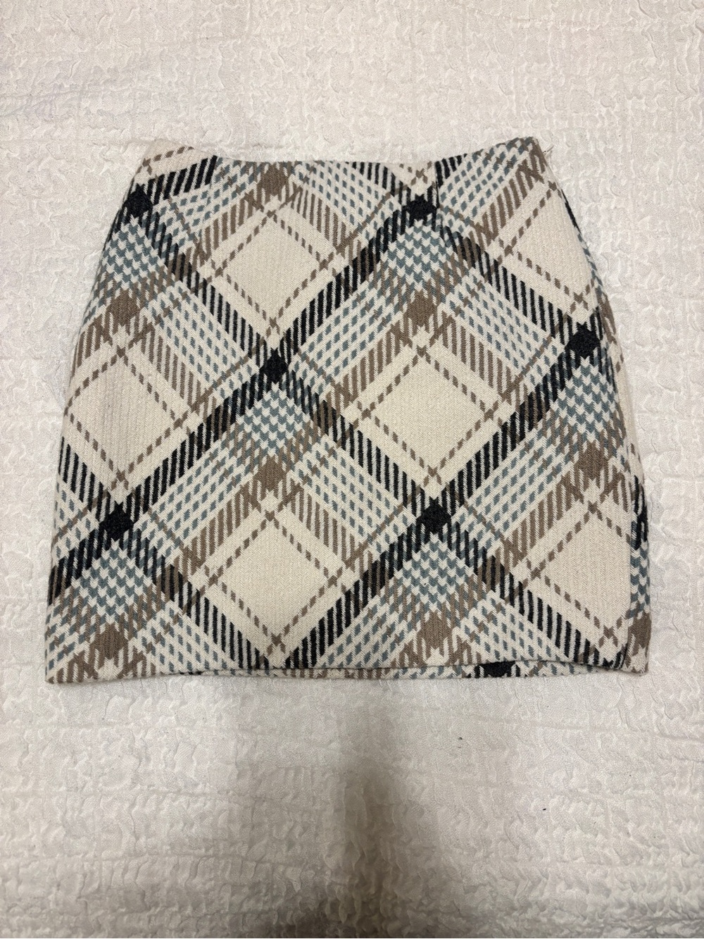 H&M Plaid Mini Skirt - Picture 1 of 3